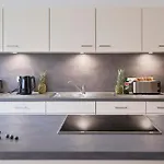 Penthouse Panorama 21c *