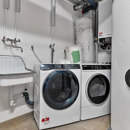 Apartment Penthouse Panorama 21c - Seesicht - Massage - Bbq - Billard - Tischkicker - Trampolin - Parkplatz - Deluxe Ohningen