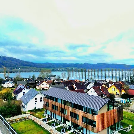 Apartment Penthouse Panorama 21c - Seesicht - Massage - Bbq - Billard - Tischkicker - Trampolin - Parkplatz - Deluxe Ohningen